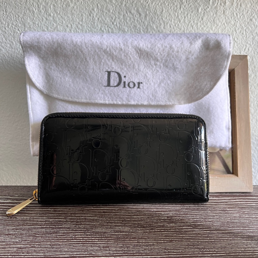 Dior Diorissimo Patent Zip Wallet